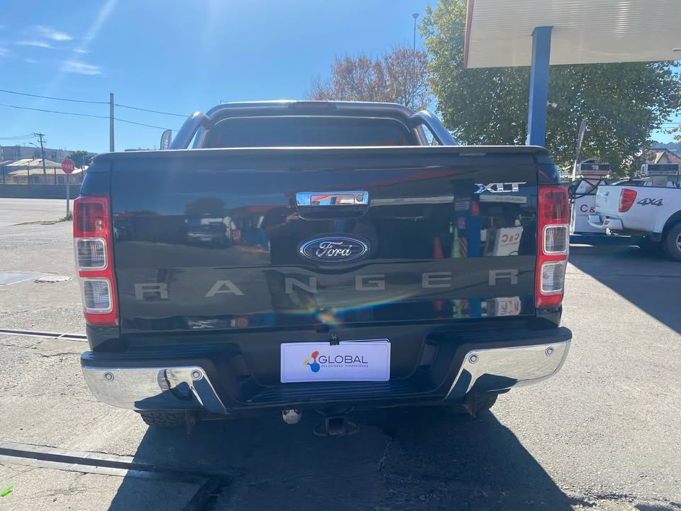 FORD RANGER XLT 4x4