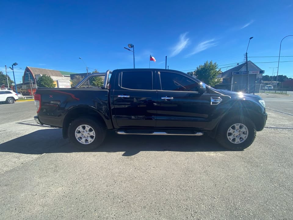 FORD RANGER XLT 4x4
