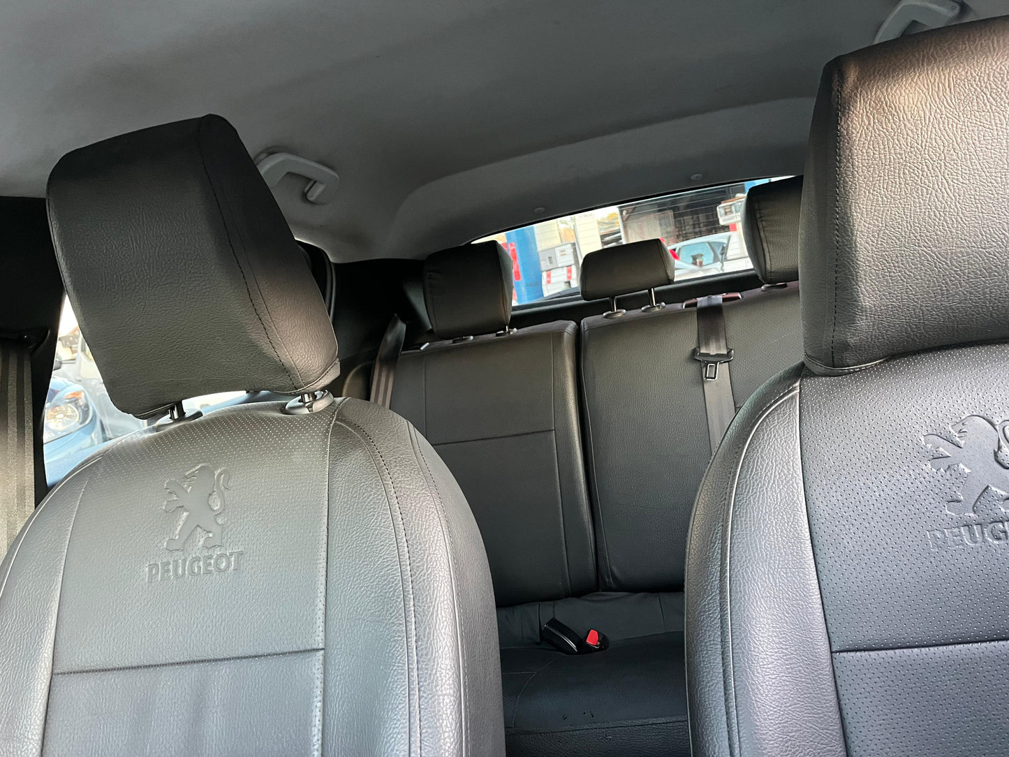 PEUGEOT 208 1.5 BLUE HDI