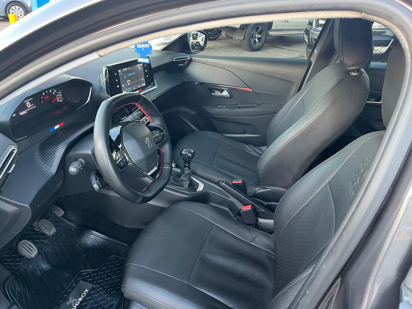 PEUGEOT 208 1.5 BLUE HDI