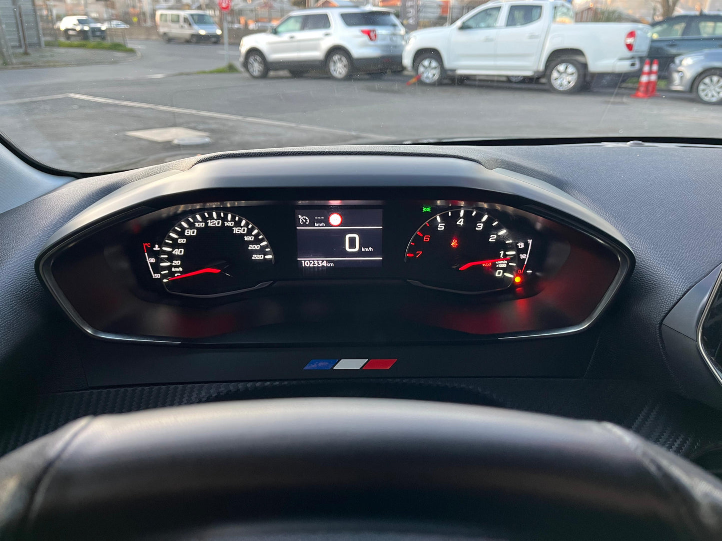 PEUGEOT 208 1.5 BLUE HDI