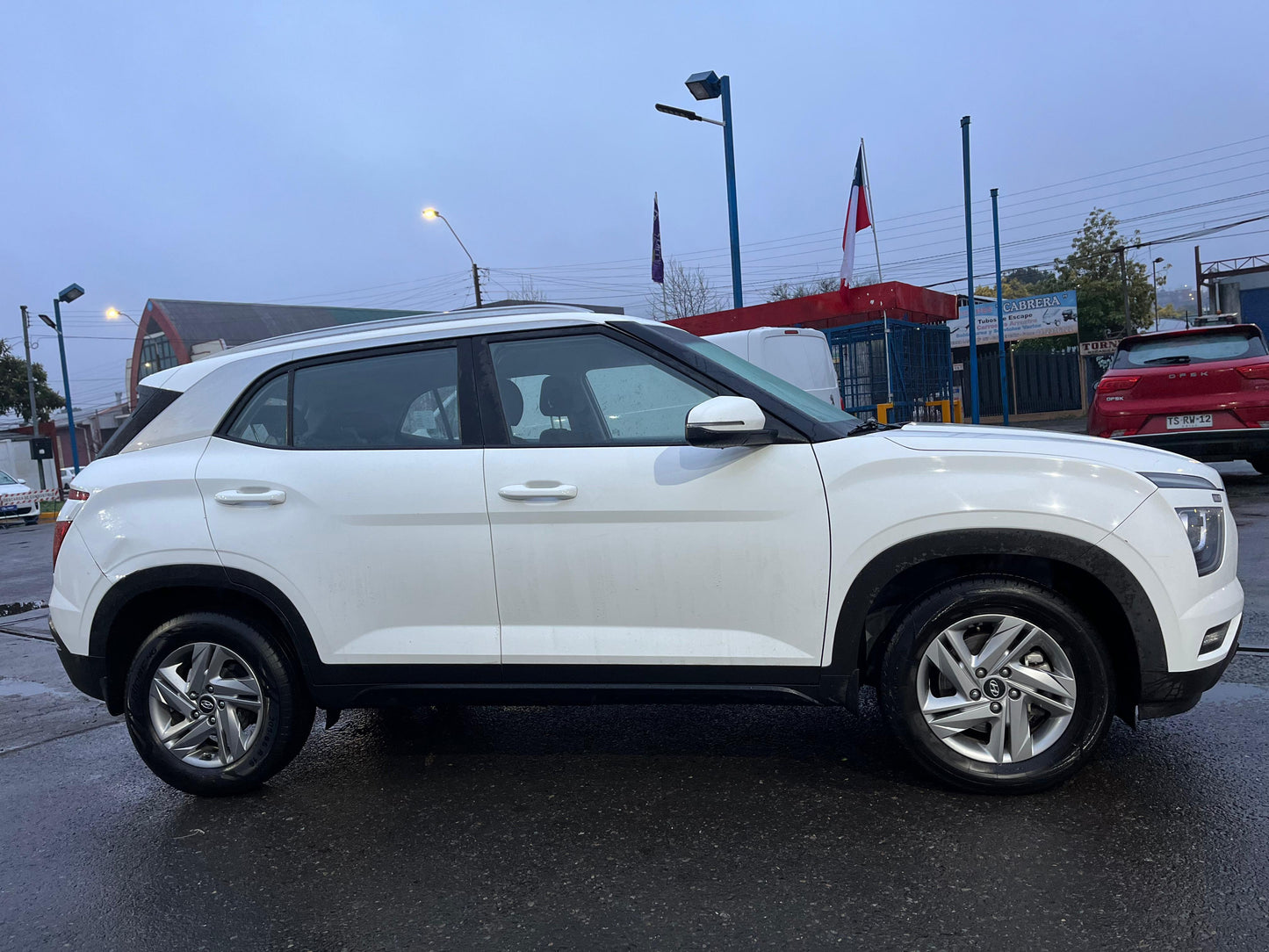 HYUNDAI CRETA 1.5 SU2I MT PLUS 2021