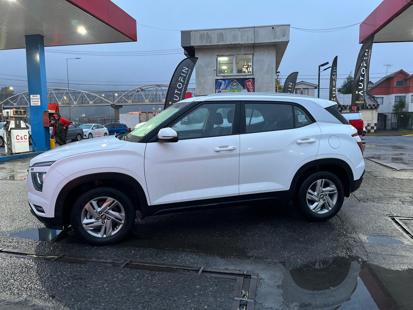 HYUNDAI CRETA 1.5 SU2I MT PLUS 2021
