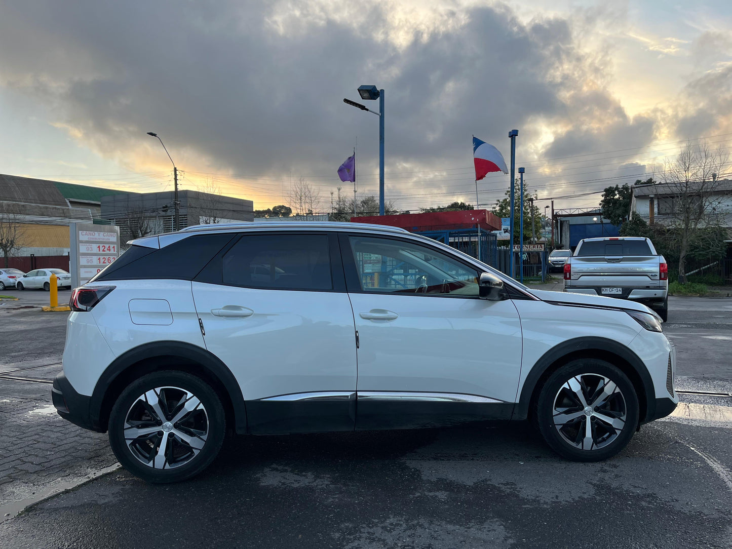 PEUGEOT 3008 DIESEL BLUEHDI AT 1.5 2022