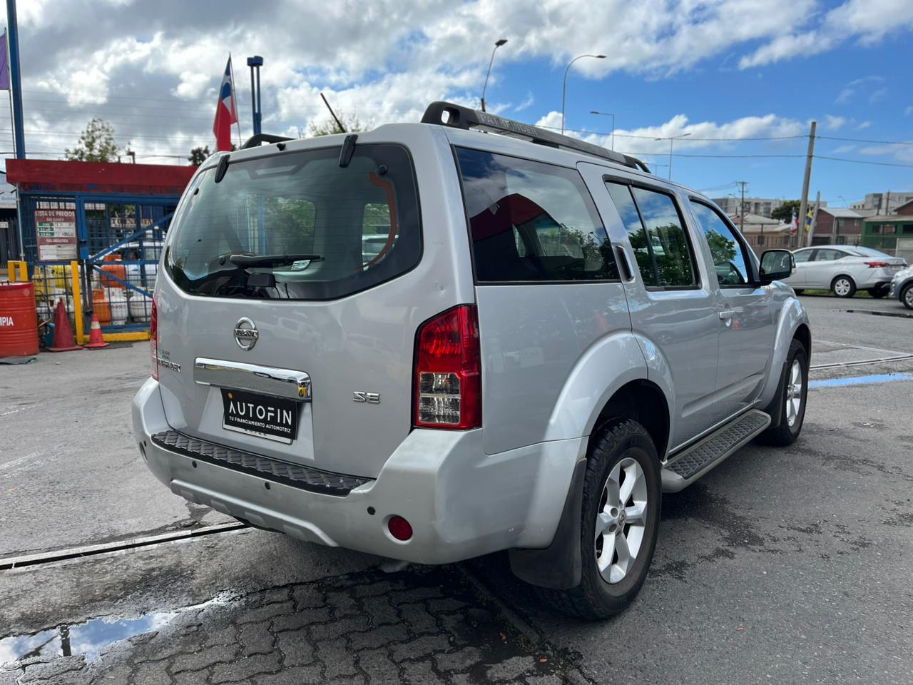 NISSAN PATHFINDER SE 4WD 2.5 AUT 2013 DIESEL