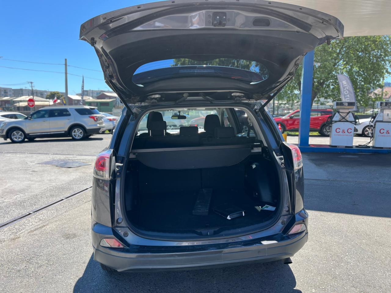 TOYOTA RAV 4 2.0 LUJO MT 2018