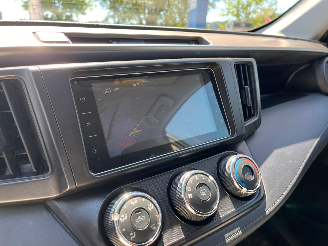 TOYOTA RAV 4 2.0 LUJO MT 2018