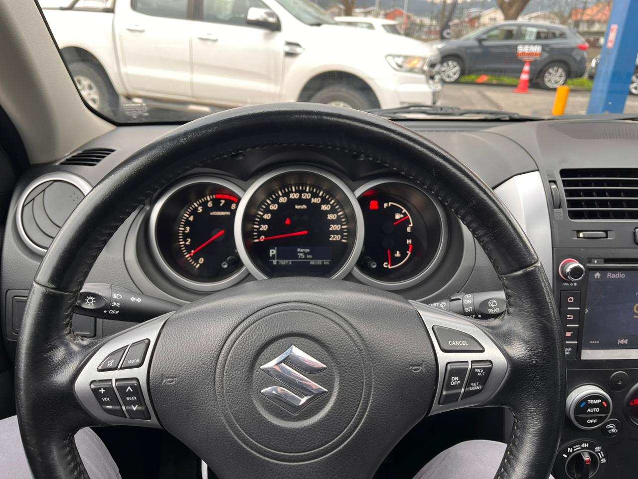 SUZUKI GRAND NOMADE 2.4 GLX 4X4 2018