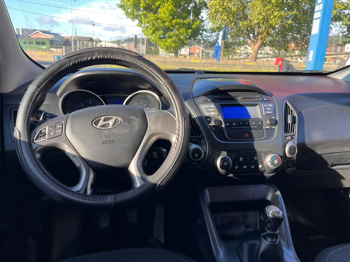 HYUNDAI TUCSON 2.0 MT DIESEL 2015
