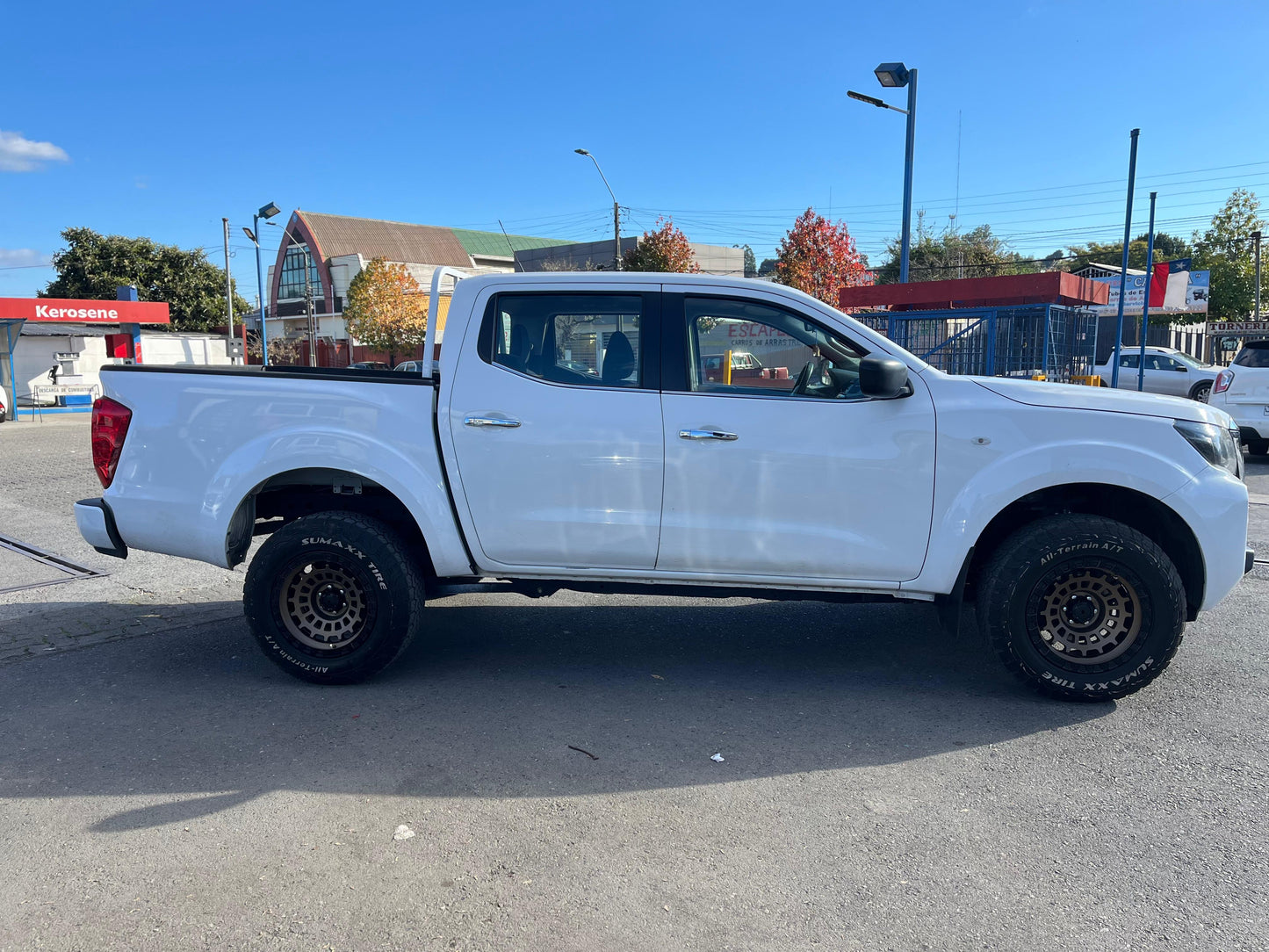 NISSAN NAVARA 2.3 SE 4X4 DIESEL
