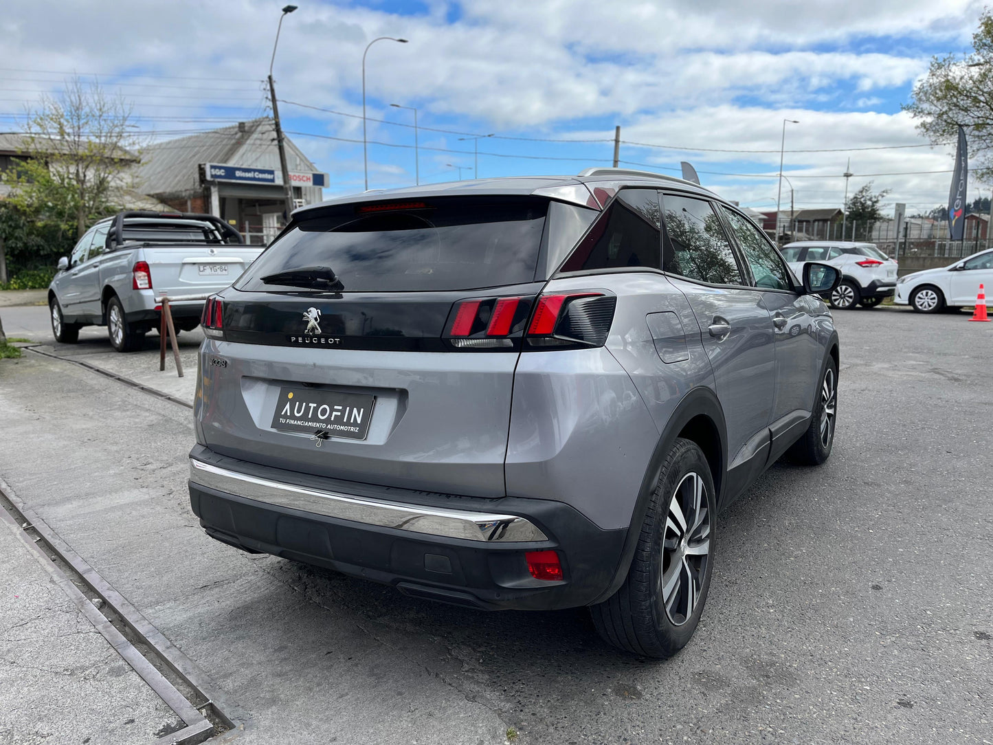 PEUGEOT 3008 DIESEL BLUEHDI AT 1.5 2019