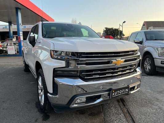 CHEVROLET SILVERADO LTZ 5.3 AT 4x4