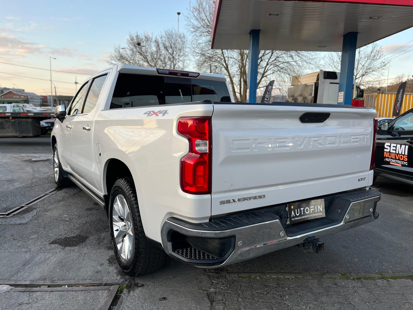 CHEVROLET SILVERADO LTZ 5.3 AT 4x4