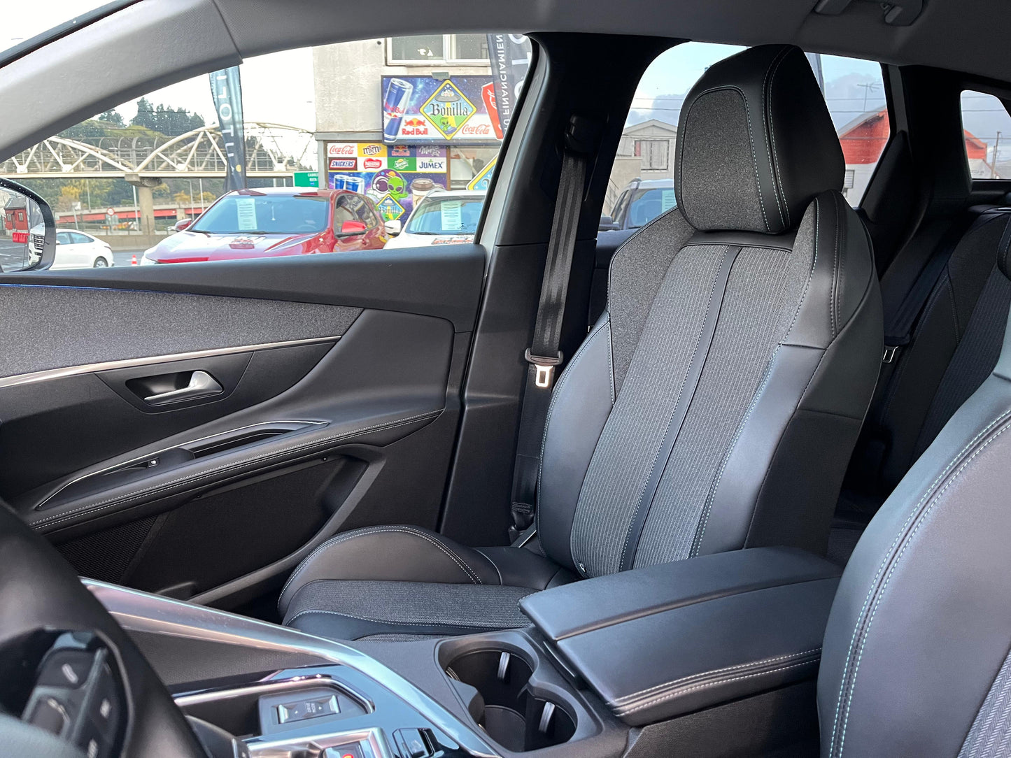 PEUGEOT 3008 DIESEL BLUEHDI AT 1.5 2022