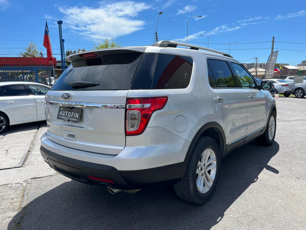 FORD EXPLORER 3.5 XLT AT 2011