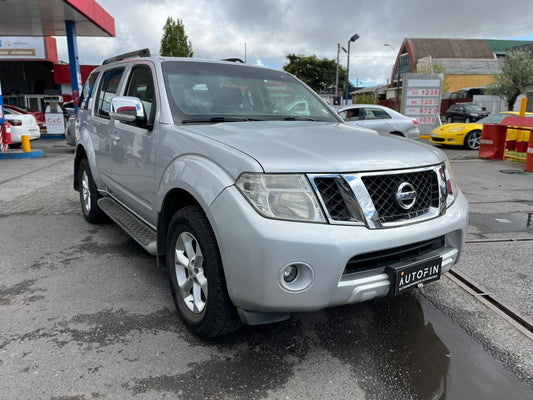 NISSAN PATHFINDER SE 4WD 2.5 AUT 2013 DIESEL