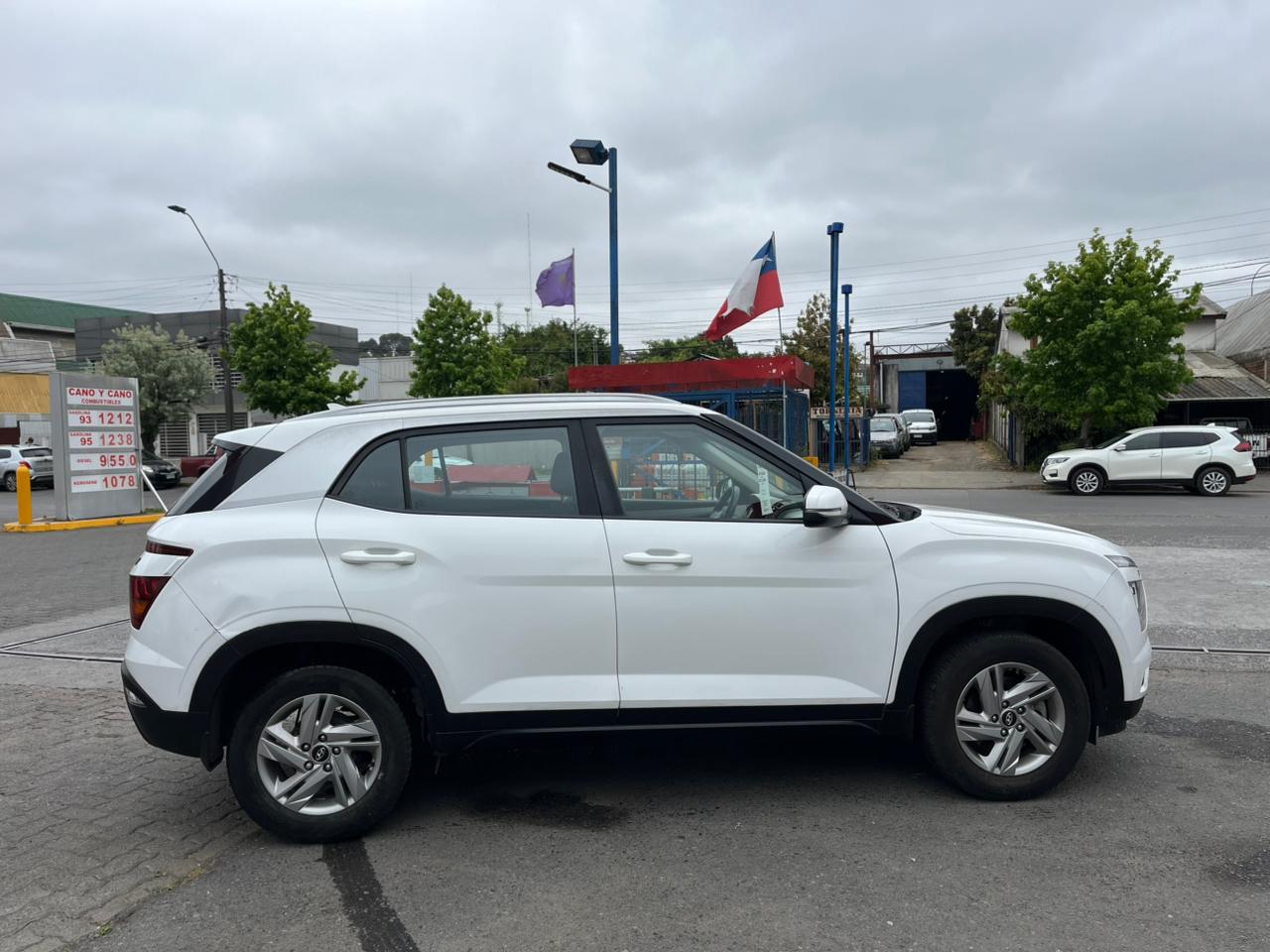 HYUNDAI CRETA 1.5 SU2I MT PLUS 2021