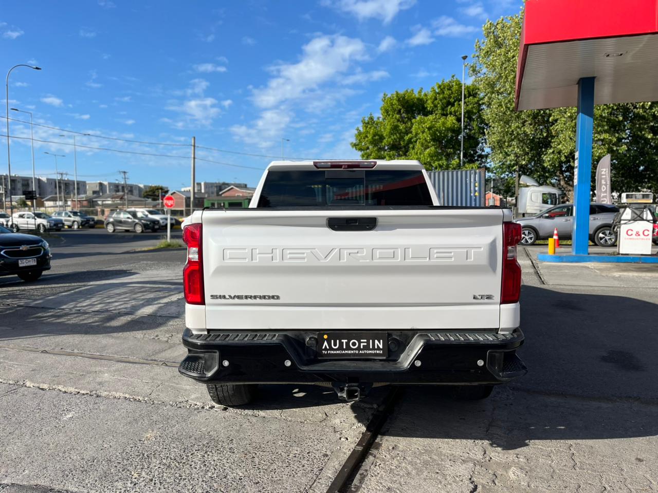 CHEVROLET SILVERADO LTZ 5.3 AT 4x4