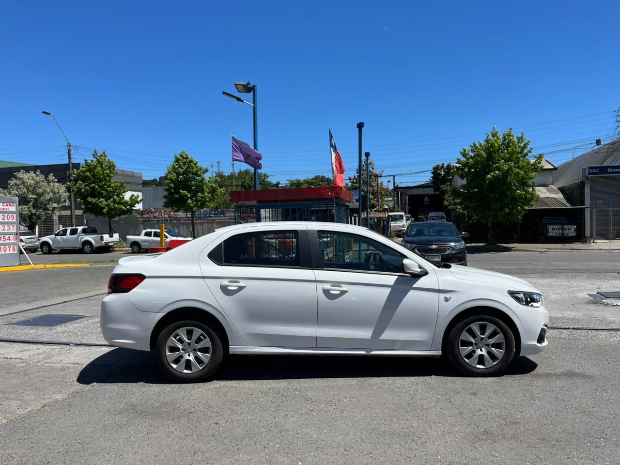 PEUGEOT 301 HDI 1.6 LTS