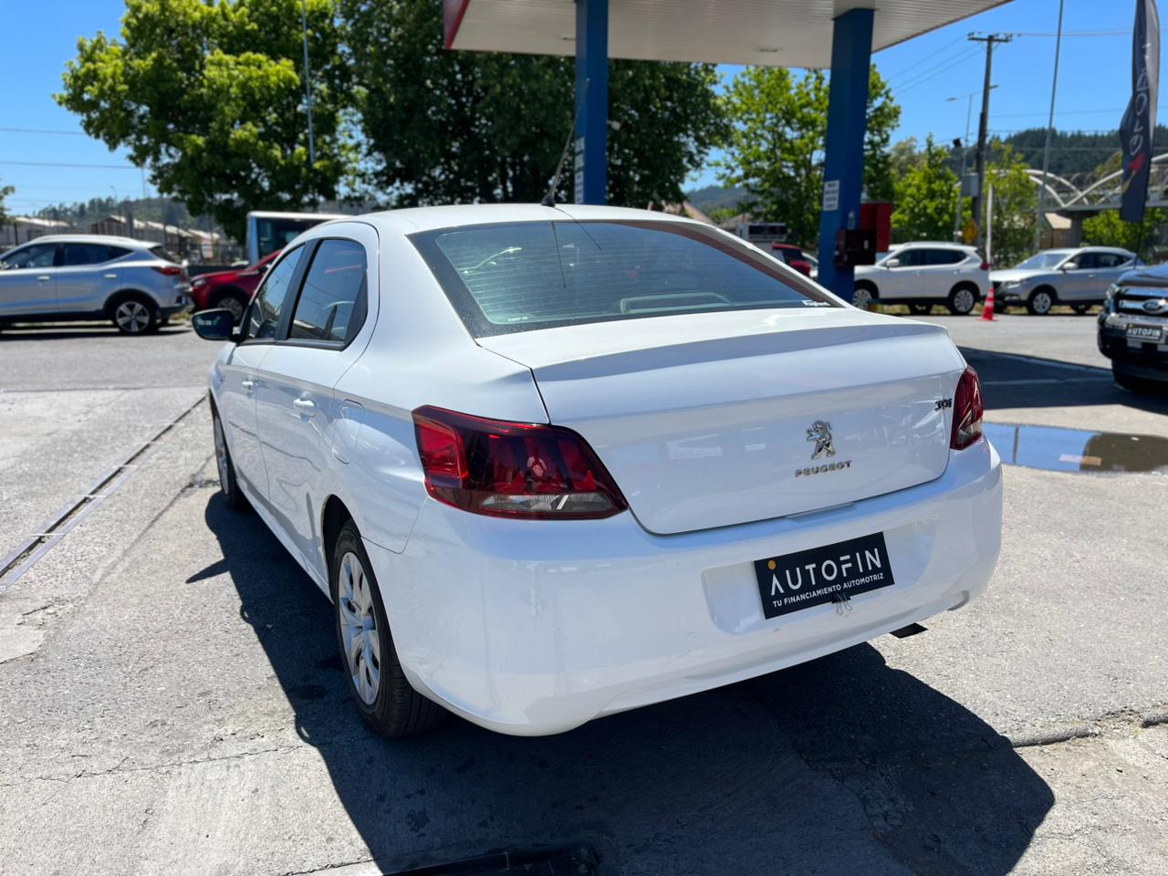 PEUGEOT 301 HDI 1.6 LTS