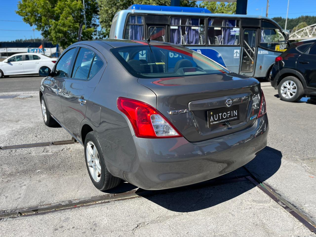 NISSAN VERSA 1.6 SENSE 2012