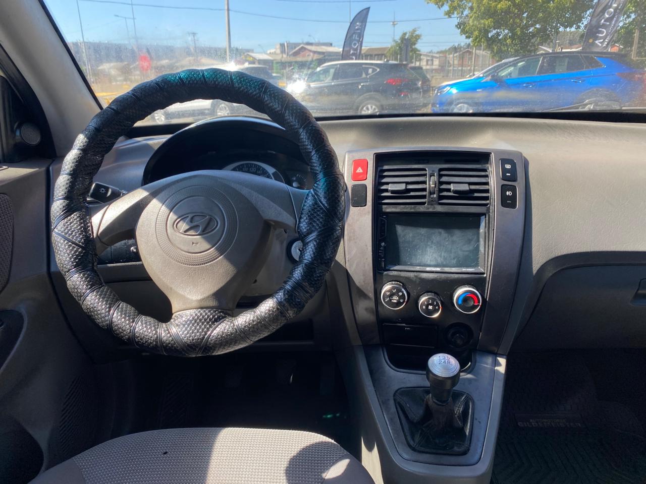 HYUNDAI TUCSON GL 2.0 2008 4x2