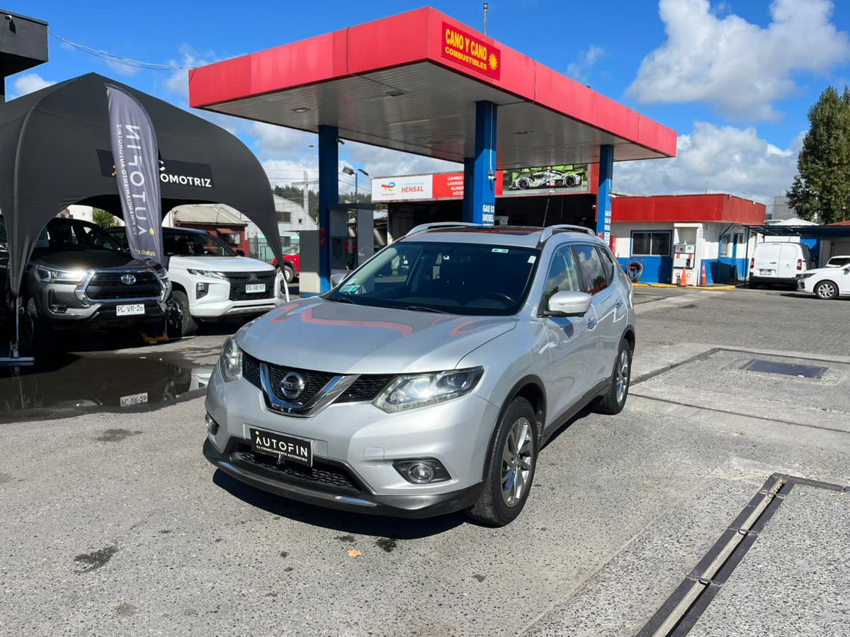 NISSAN X-TRAIL 2.5 AT 4x4 EXCLUSIVE 2017