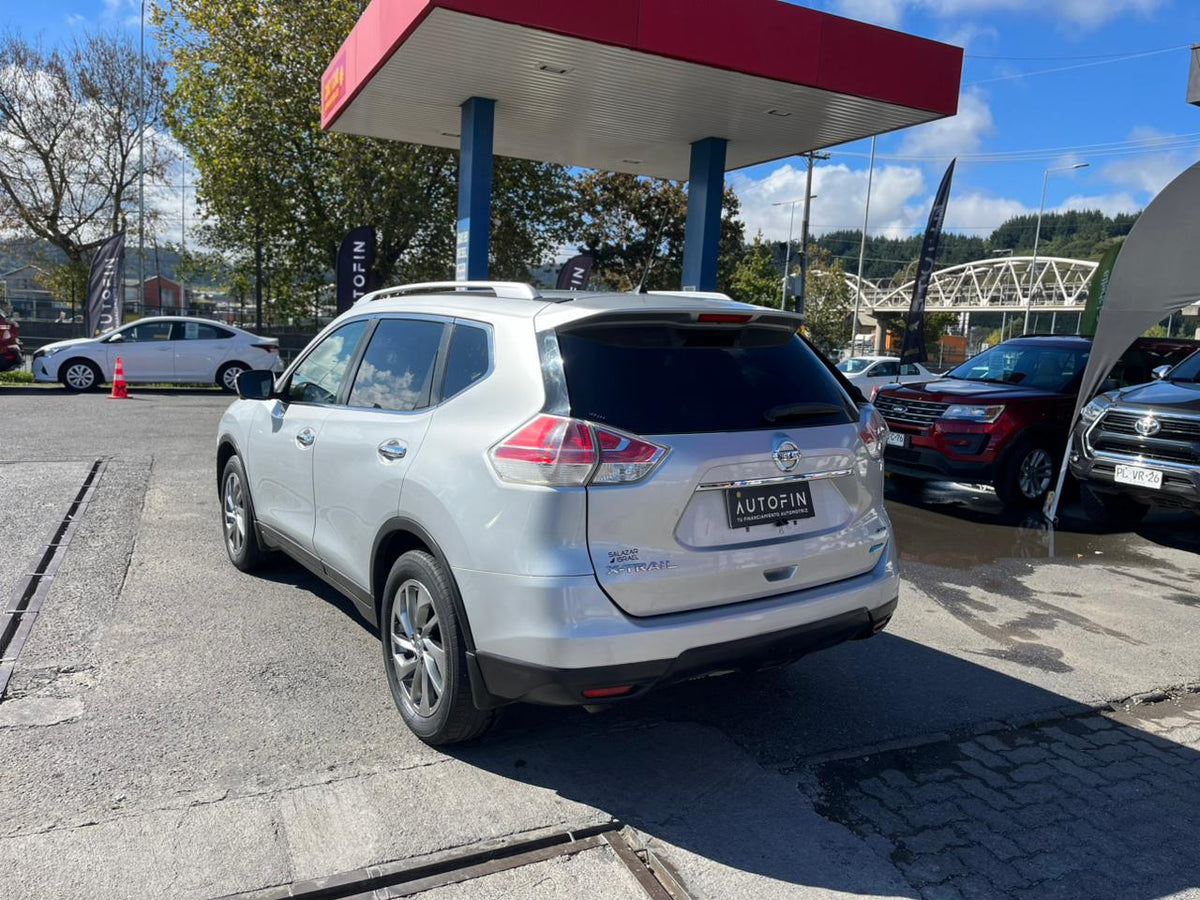 NISSAN X-TRAIL 2.5 AT 4x4 EXCLUSIVE 2017