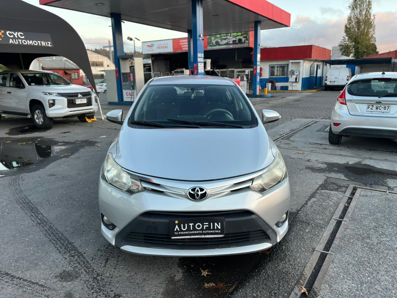 TOYOTA YARIS GLI 1.5 AT 2014