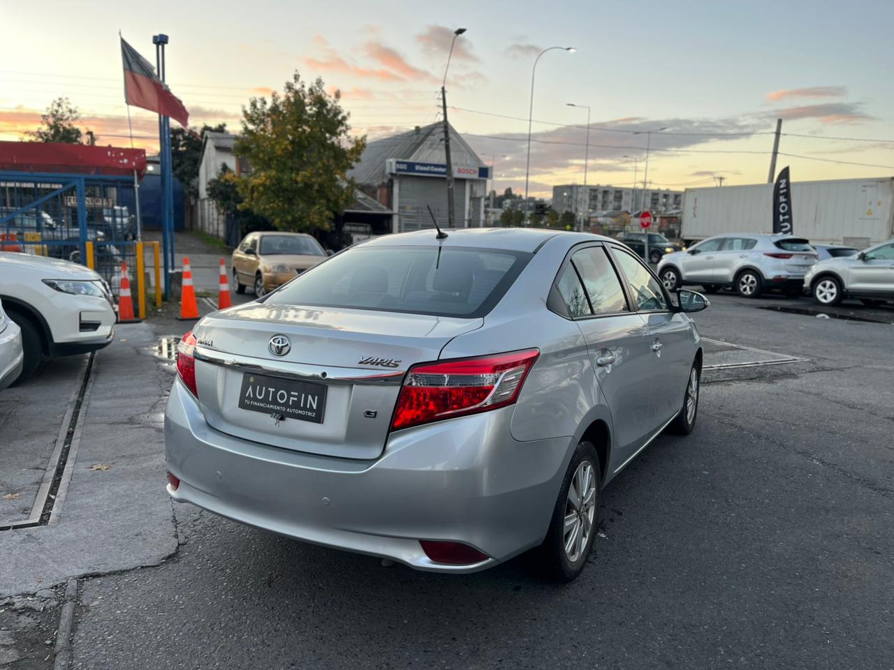TOYOTA YARIS GLI 1.5 AT 2014