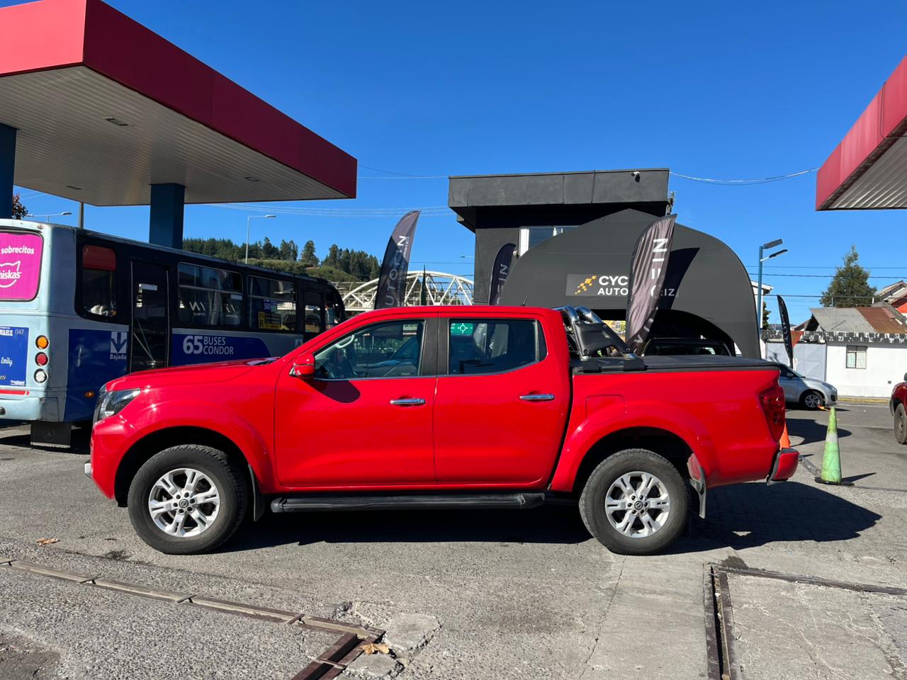 NISSAN NAVARA 4X4 2.3 XE DIESEL MT