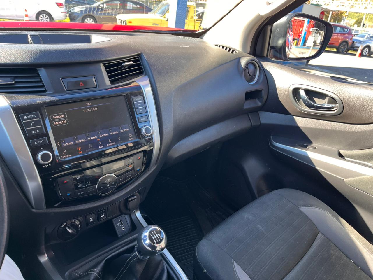 NISSAN NAVARA 4X4 2.3 XE DIESEL MT