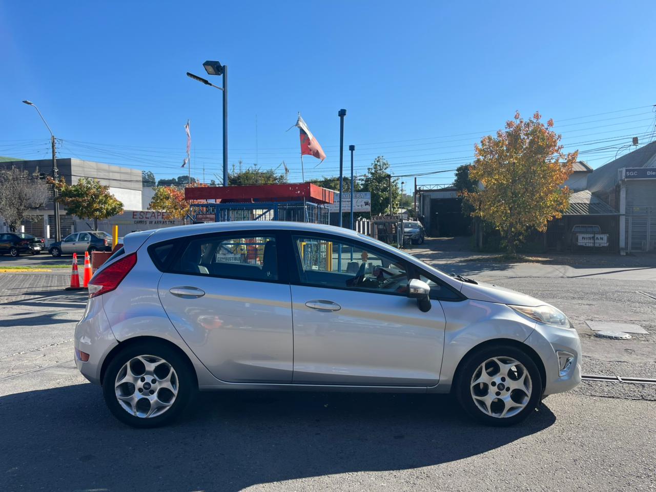FORD FIESTA 1.6 TITANIUM 2014