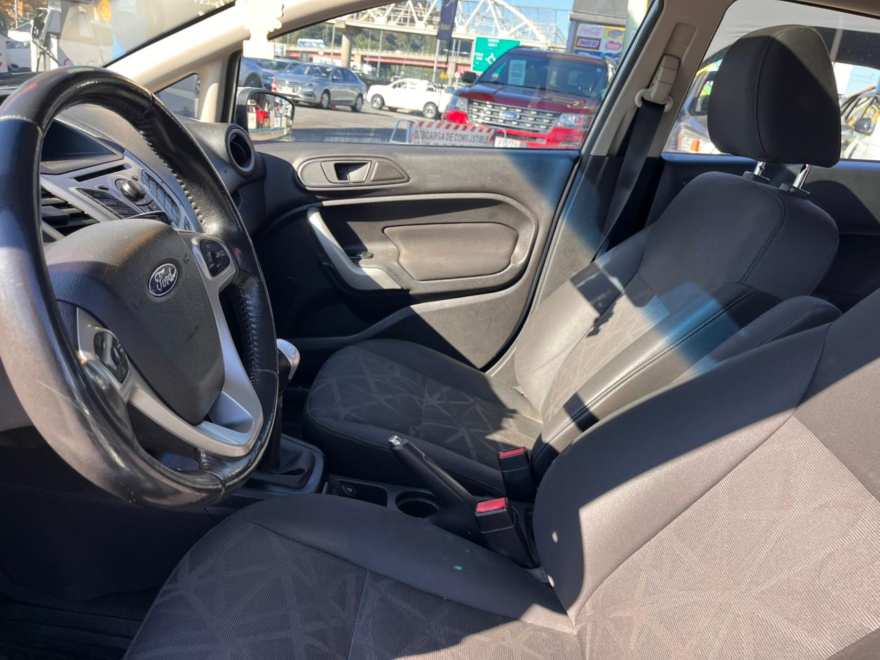FORD FIESTA 1.6 TITANIUM 2014