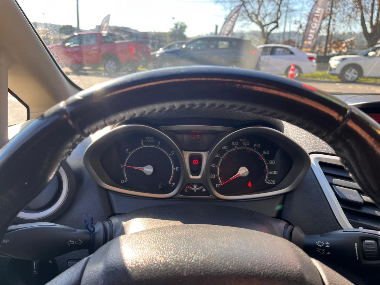 FORD FIESTA 1.6 TITANIUM 2014