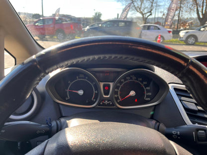FORD FIESTA 1.6 TITANIUM 2014