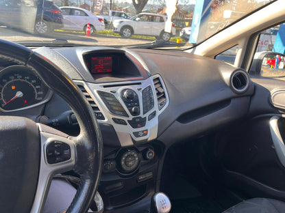 FORD FIESTA 1.6 TITANIUM 2014