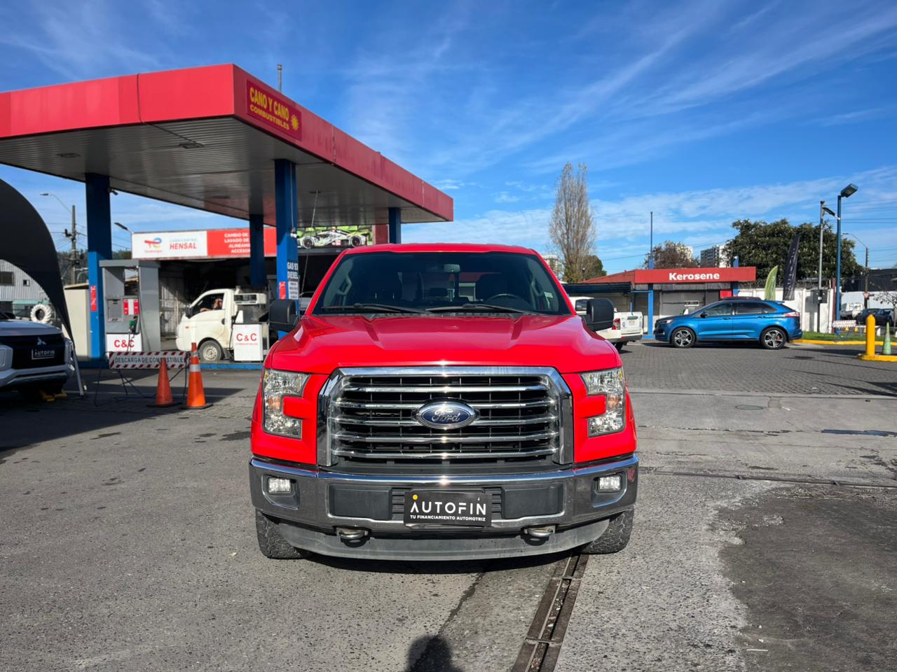 FORD F150 XLT V8 DOBLE CABINA 2017