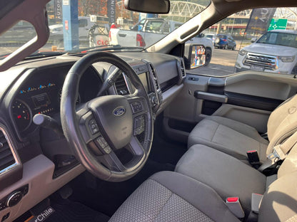 FORD F150 XLT V8 DOBLE CABINA 2017