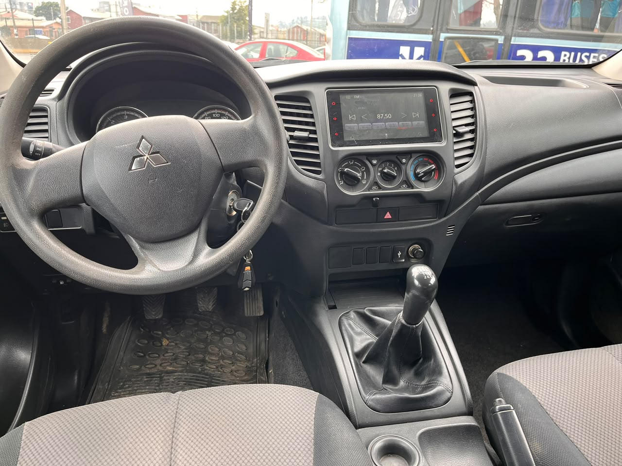 MITSUBISHI L200 KATANA 4x2 DIESEL 2.4 TURBO 2019