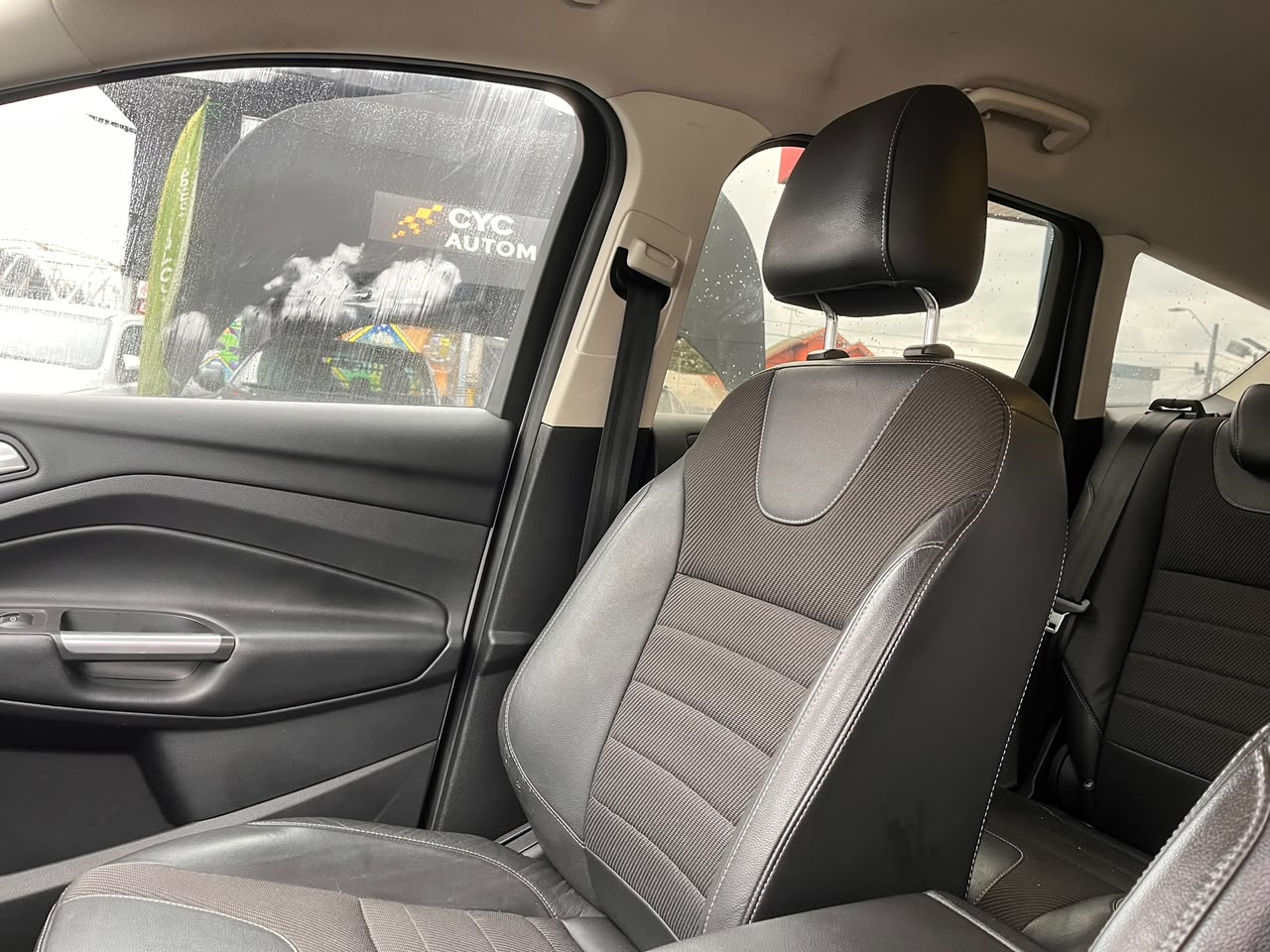 FORD ESCAPE 2.0 AUT 2016