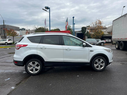 FORD ESCAPE 2.0 AUT 2016