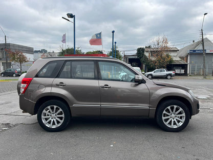 SUZUKI GRAND NOMADE 2.4 GLX 4X4 2018