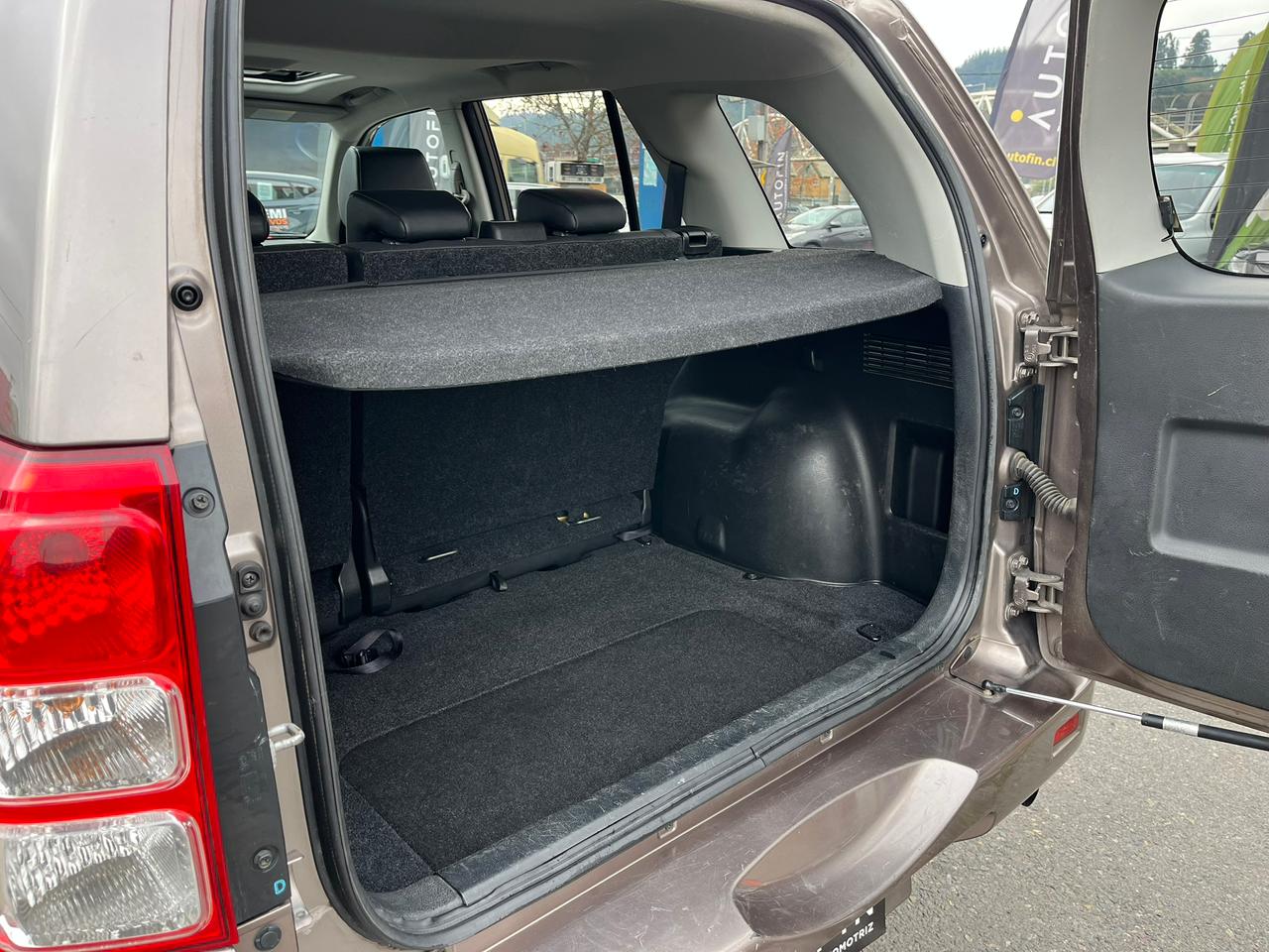 SUZUKI GRAND NOMADE 2.4 GLX 4X4 2018