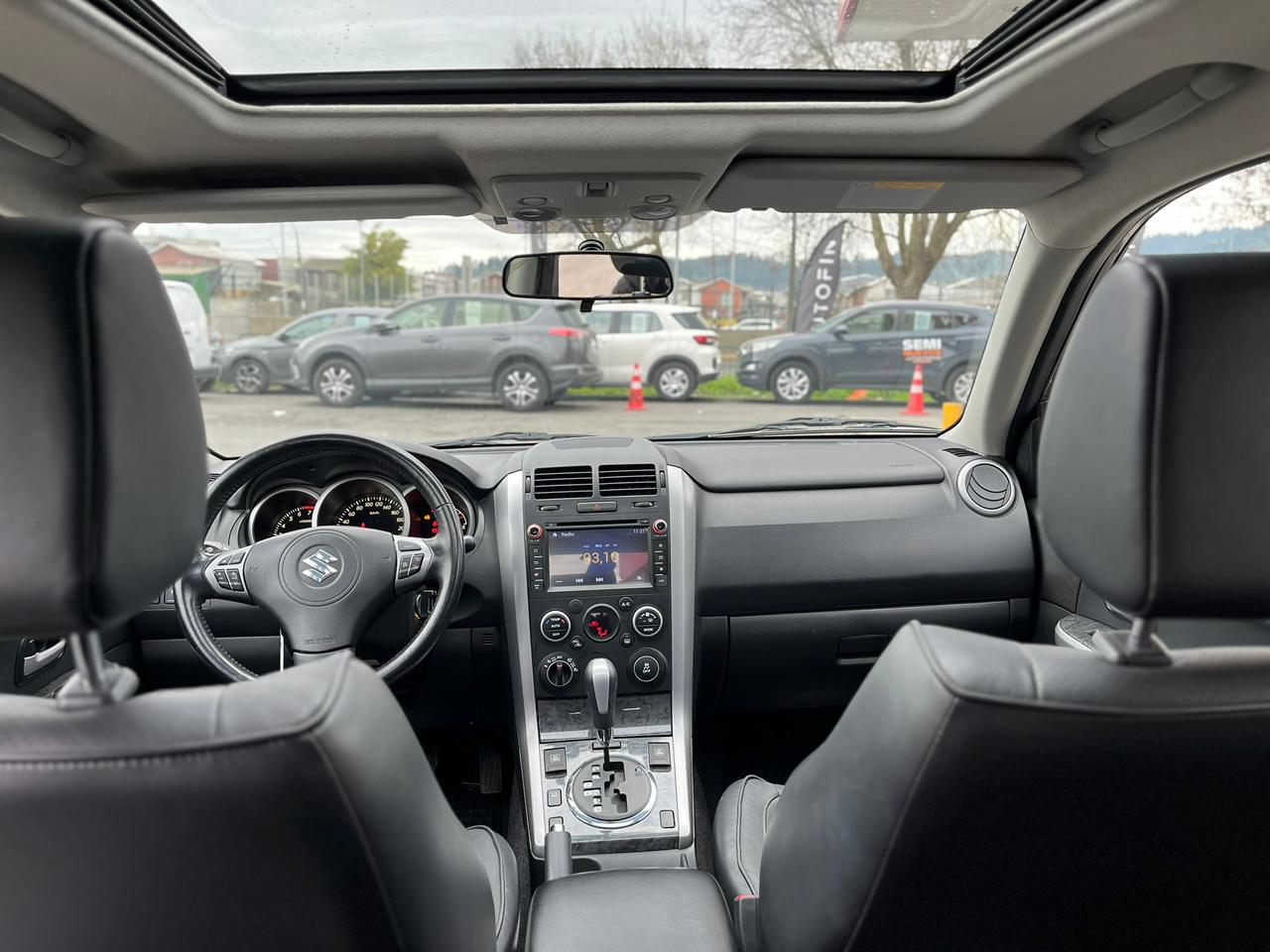 SUZUKI GRAND NOMADE 2.4 GLX 4X4 2018