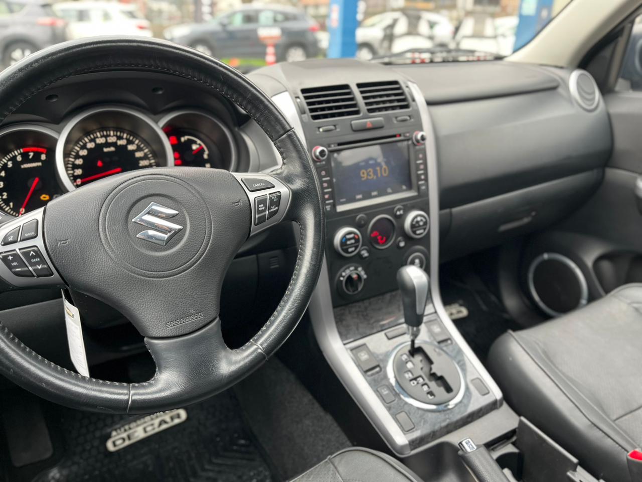 SUZUKI GRAND NOMADE 2.4 GLX 4X4 2018