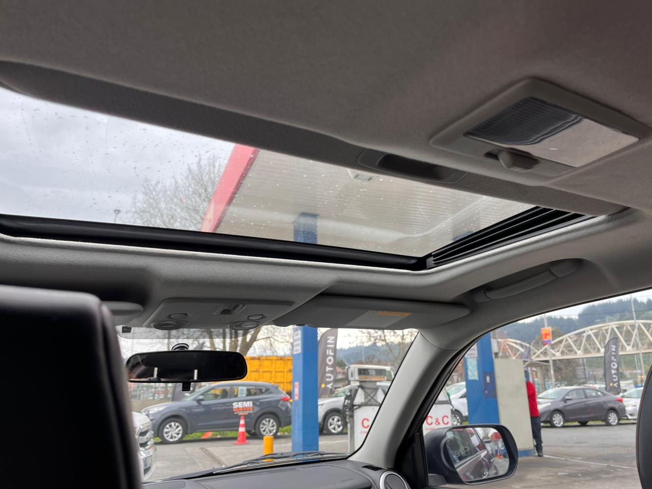 SUZUKI GRAND NOMADE 2.4 GLX 4X4 2018
