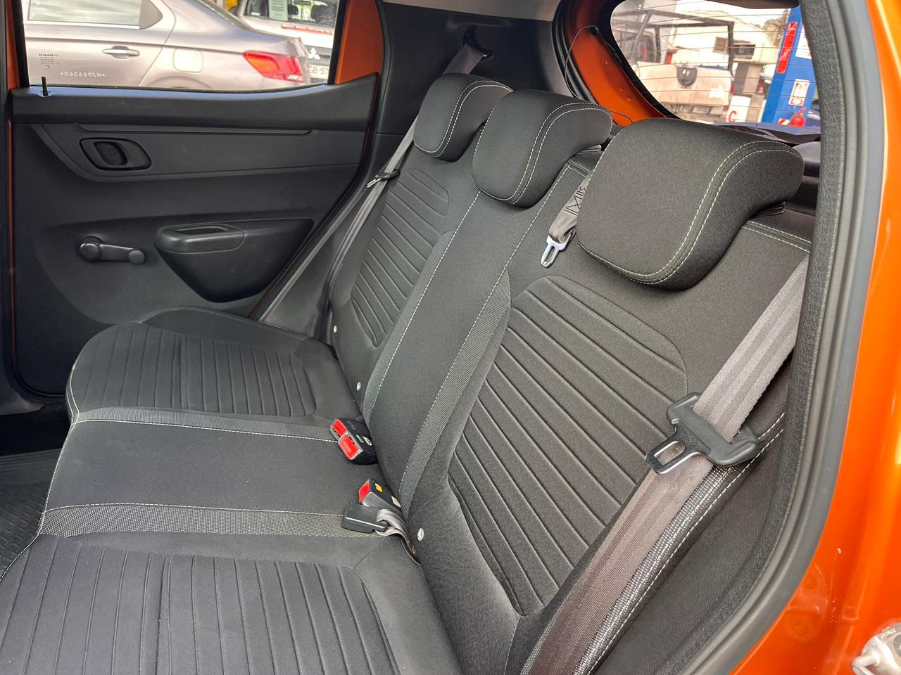 RENAULT KWID 1.0 HB INTENSE 2021