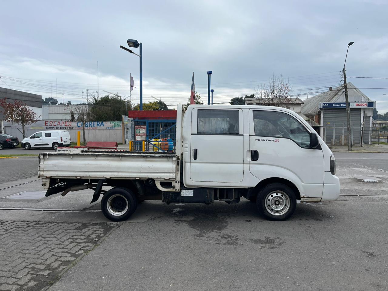 KIA FRONTIER D/C 2.5 6MT