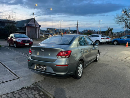 KIA SOLUTO LX 1.4 2020